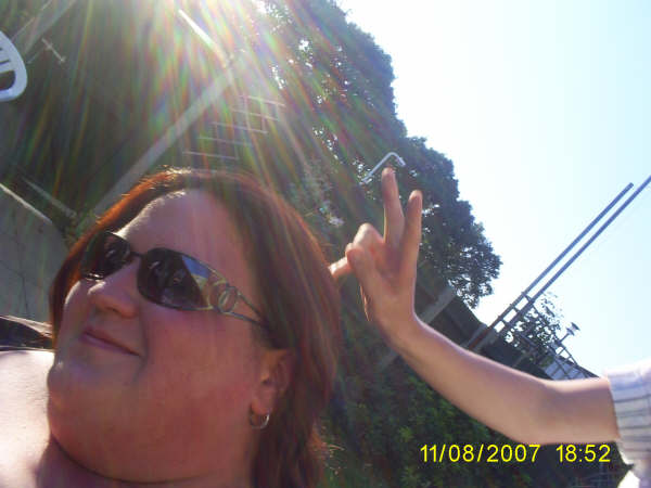 ha ha ha she cant see me